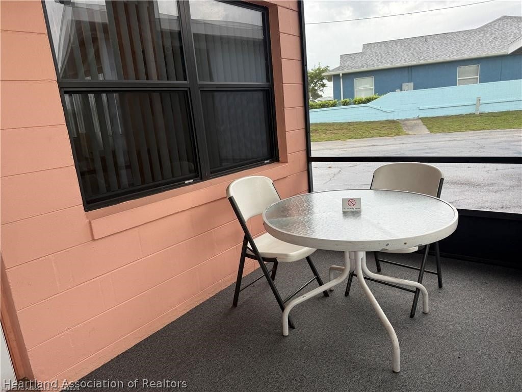 735 South Lakeview Road, Unit 6 Lake Placid, FL 33852 - Photo 3 of 14 Gallery Image 3