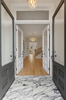 $5,475,000 | 835 West Chalmers Place, Chicago, IL 60614