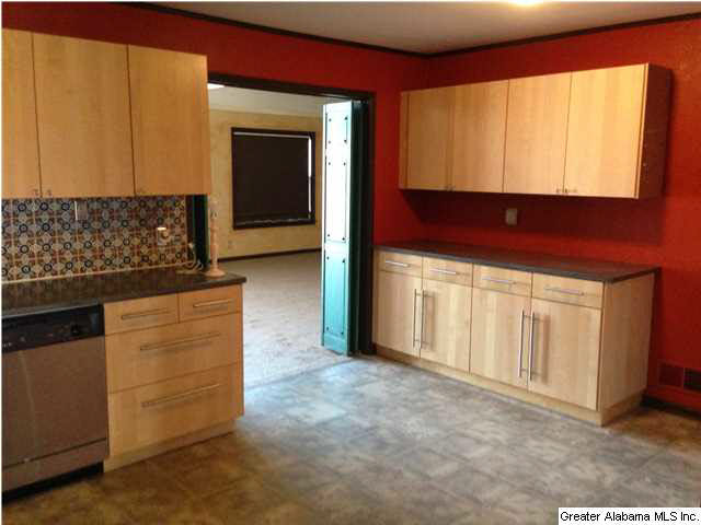 1525 3rd Street Northwest Center Point, AL 35215 - Photo 6 of 17