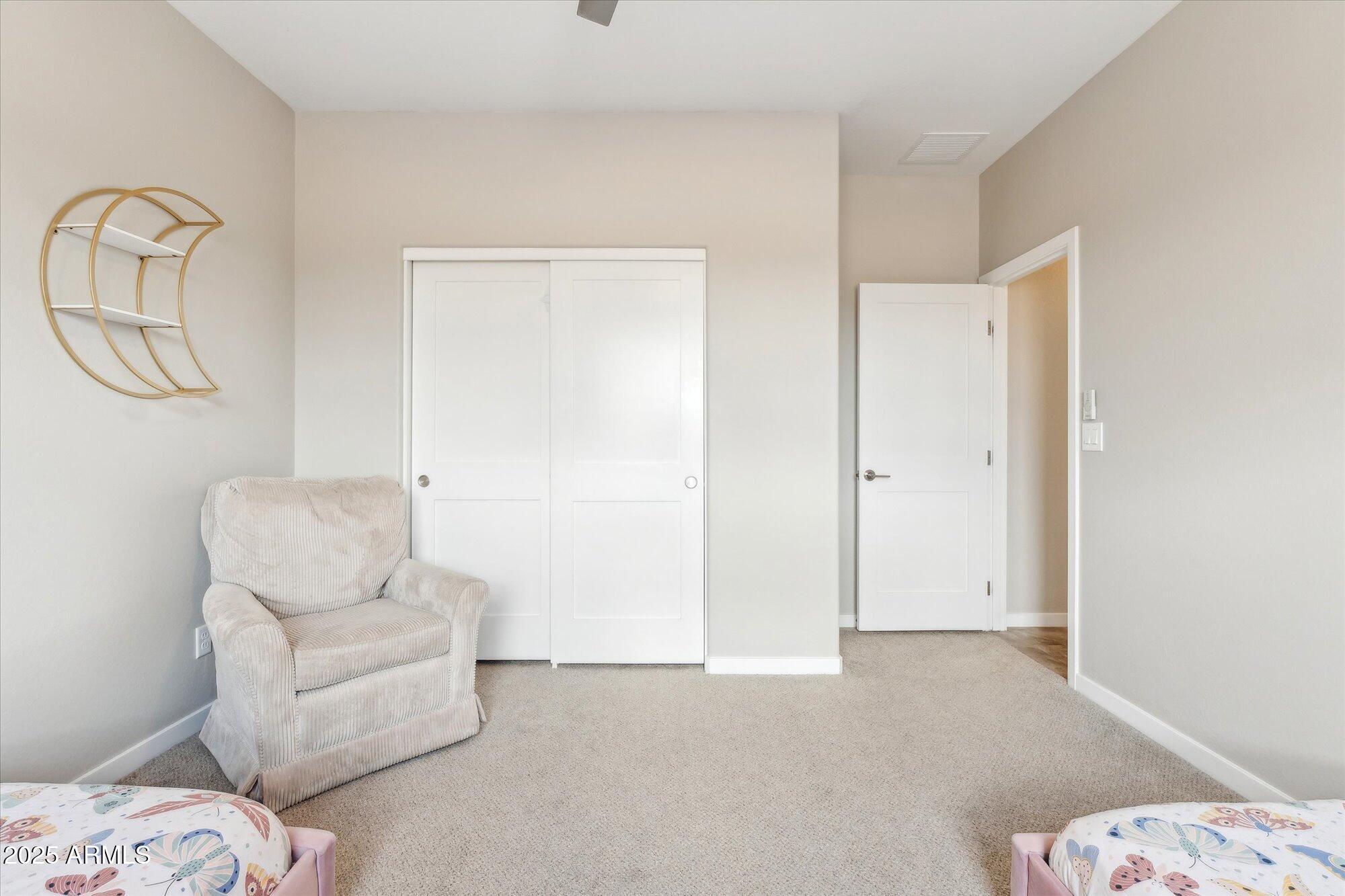 27420 North 170th Street Rio Verde, AZ 85263 - Photo 20 of 39 a living room with furniture and white walls