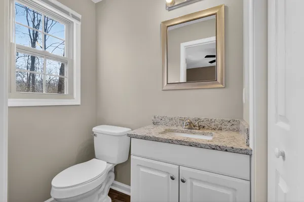 $287,900 | 2267 Lambert Drive, Westmoreland, TN 37186