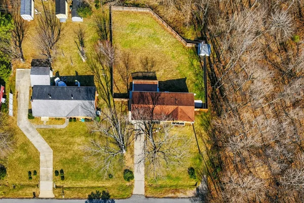 $287,900 | 2267 Lambert Drive, Westmoreland, TN 37186