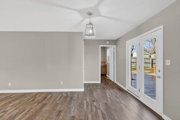 $287,900 | 2267 Lambert Drive, Westmoreland, TN 37186