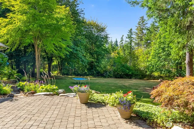 $899,000 | 5030 Grand Fir Lane Northwest, Olympia, WA 98502