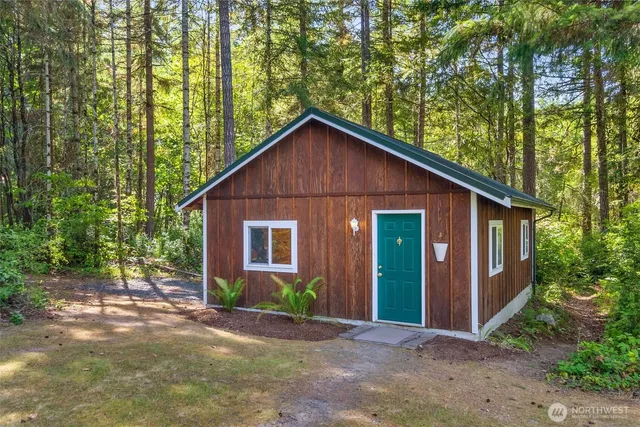 $899,000 | 5030 Grand Fir Lane Northwest, Olympia, WA 98502