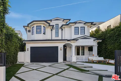 $4,977,000 | 843 North Spaulding Avenue, Los Angeles, CA 90046