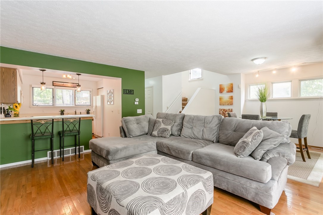 658 Broadway Rochester, NY 14607 - Photo 3 of 21