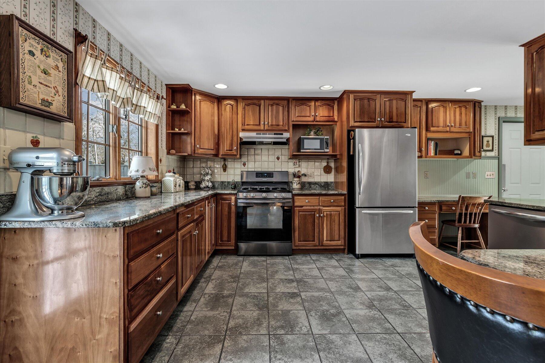 9 Split Rock Road Dennis, MA 02638 - Photo 13 of 45 36-IMGP4936