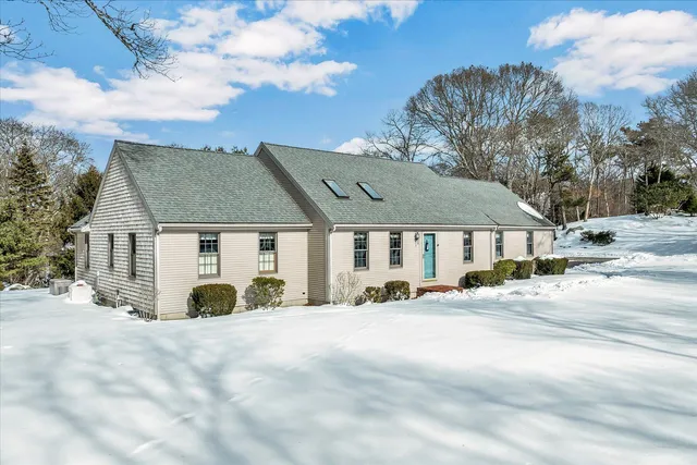 $899,900 | 9 Split Rock Road, Dennis, MA 02638