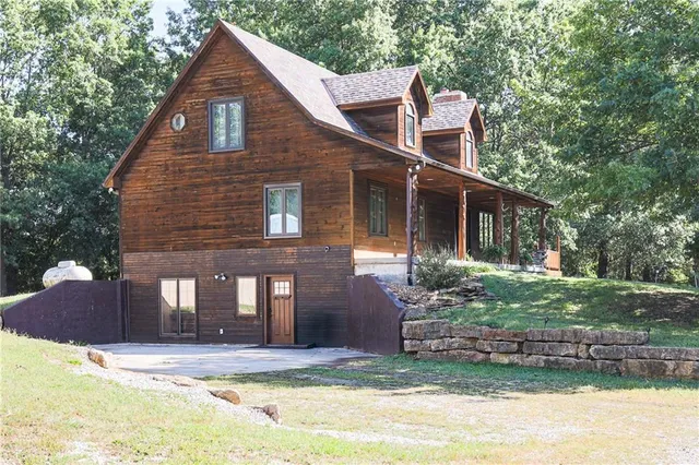 $615,000 | 13263 A Northeast County Road 23, Adrian, MO 64720