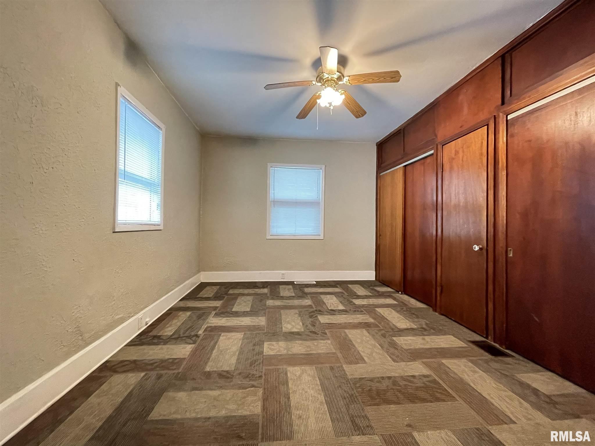 2014 North 17th Street Springfield, IL 62702 - Photo 6 of 12 Gallery Image 6