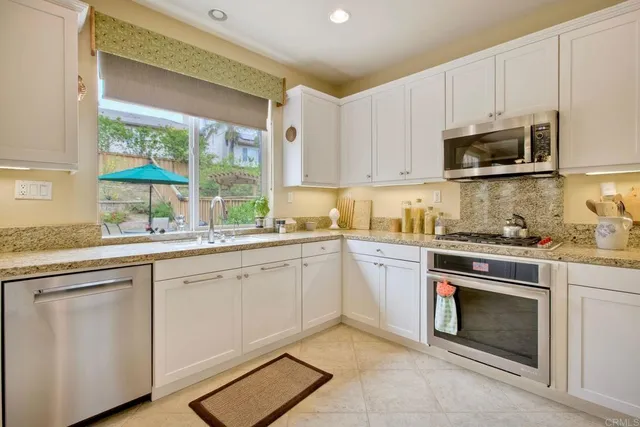 $1,450,000 | 11590 Trailbrook Lane, San Diego, CA 92128