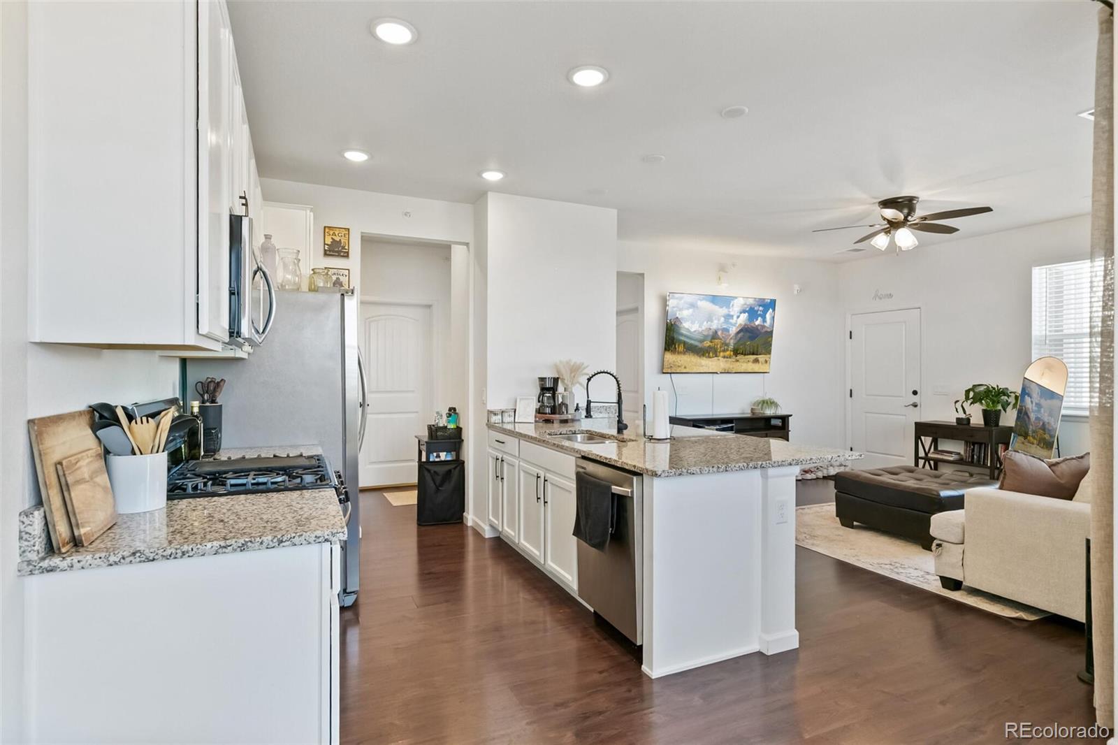 4605 Copeland Lane, Unit 204 Highlands Ranch, CO 80126 - Photo 10 of 25