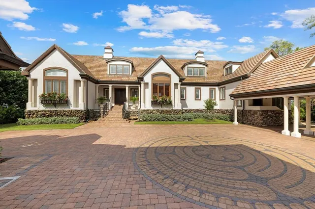 $15,950,000 | 4315 Mangrove Place, Sarasota, FL 34242