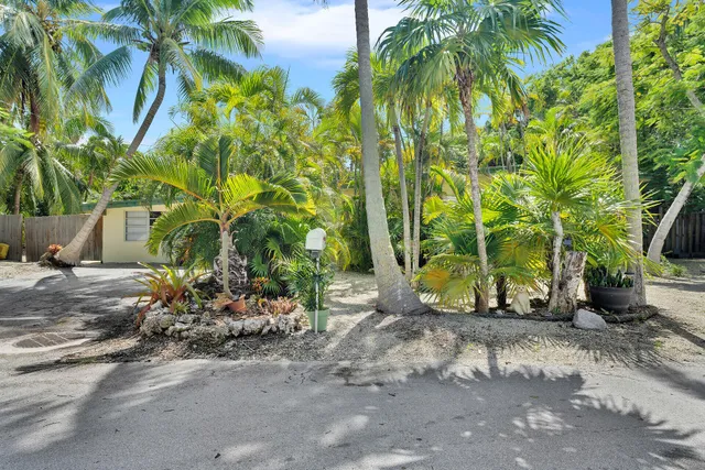 $699,000 | 5353 Dogwood Dell Rd Gulf, Marathon, FL 33050