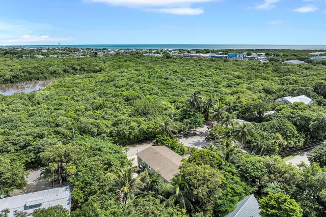 $699,000 | 5353 Dogwood Dell Rd Gulf, Marathon, FL 33050
