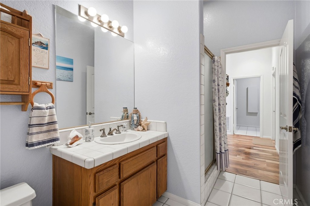 30401 Cool Valley Highlands Road Valley Center, CA 92082 - Photo 16 of 35