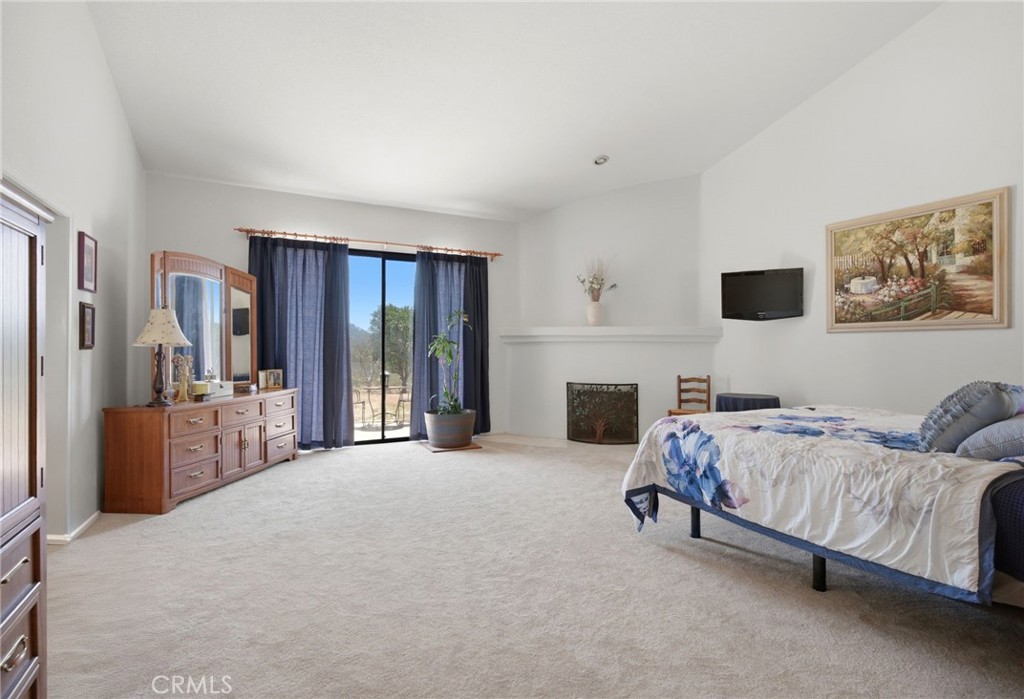 30401 Cool Valley Highlands Road Valley Center, CA 92082 - Photo 22 of 35