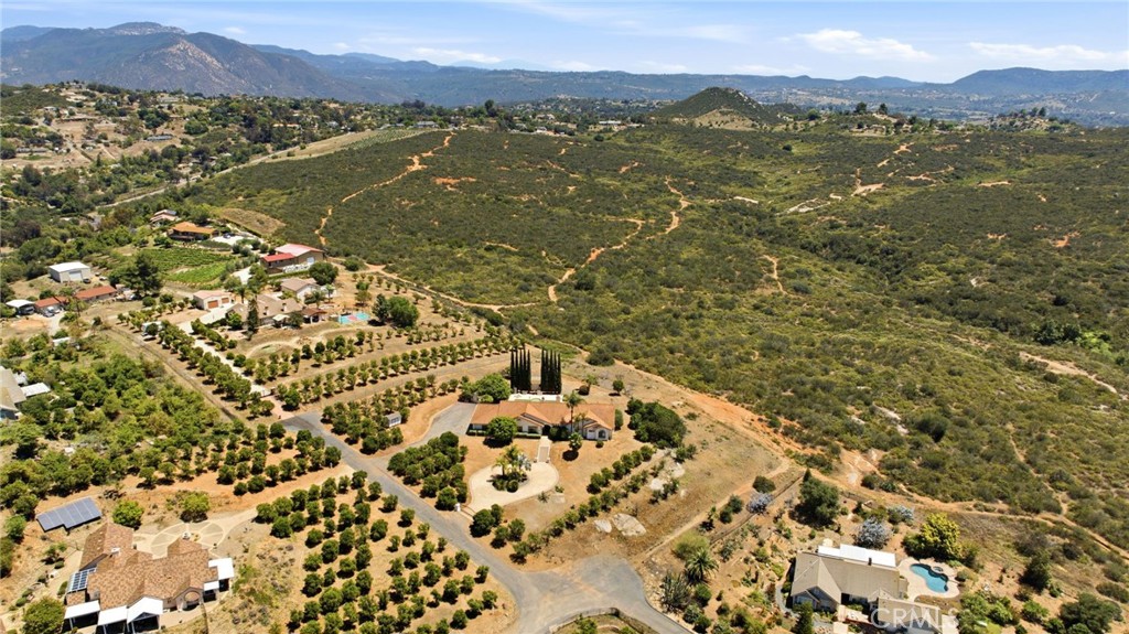 30401 Cool Valley Highlands Road Valley Center, CA 92082 - Photo 33 of 35