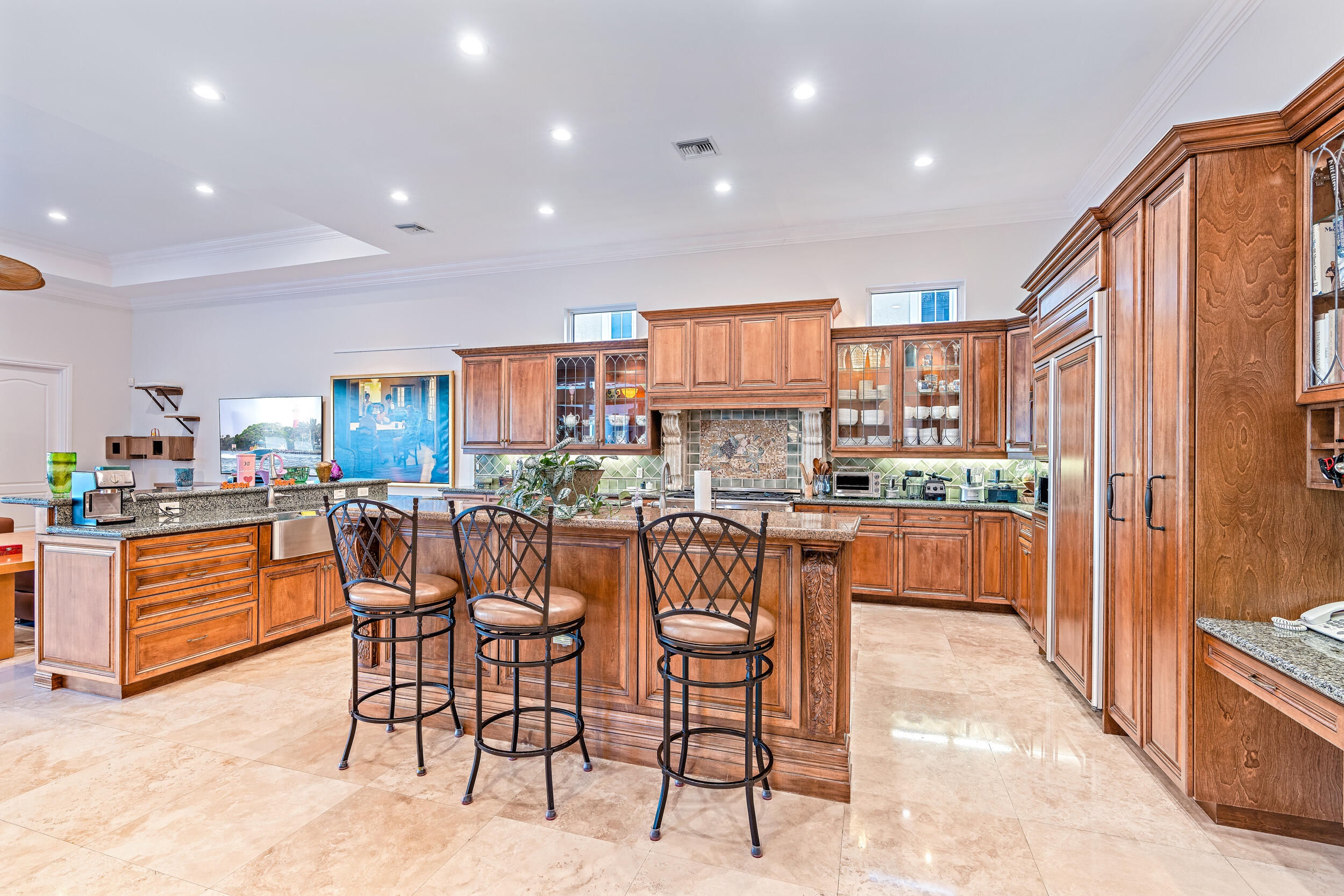 19010 Loxahatchee River Road Jupiter, FL 33458 - Photo 18 of 38 Kitchen