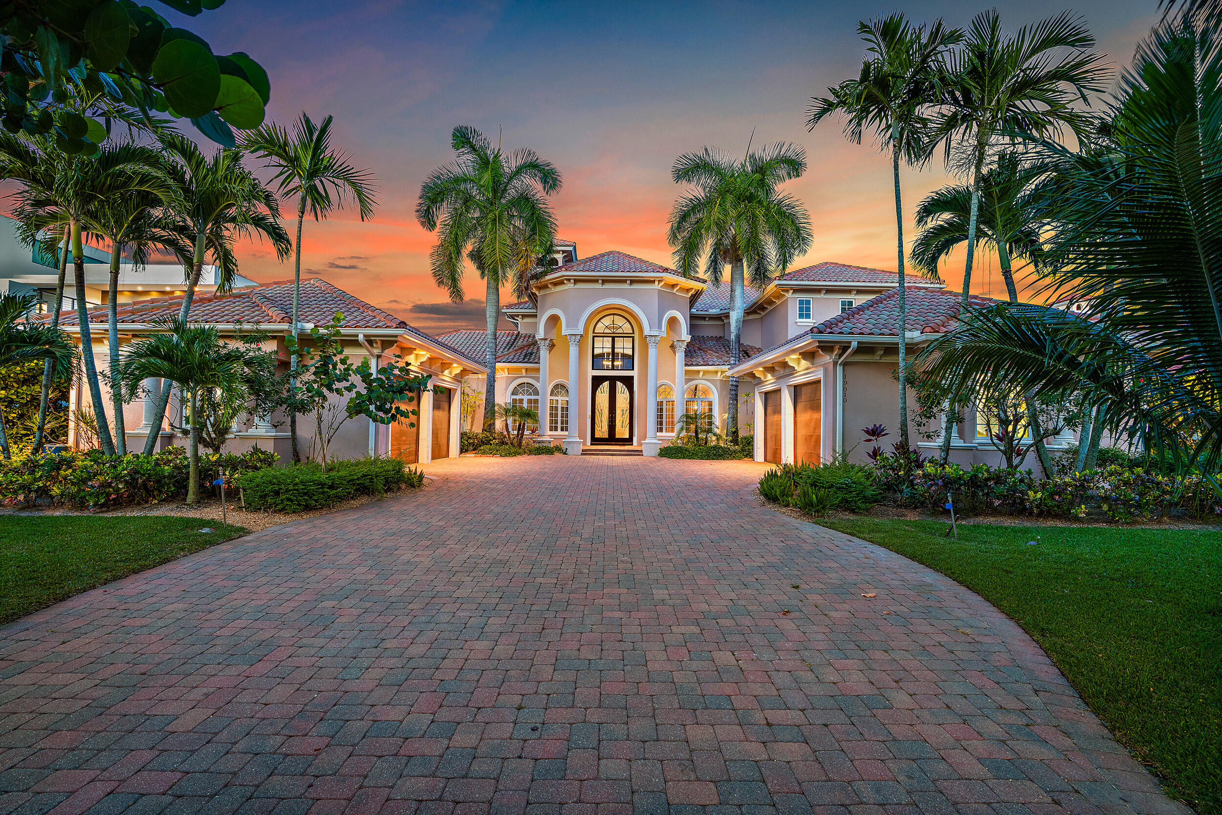 19010 Loxahatchee River Road Jupiter, FL 33458 - Photo 7 of 38 Front Elevation