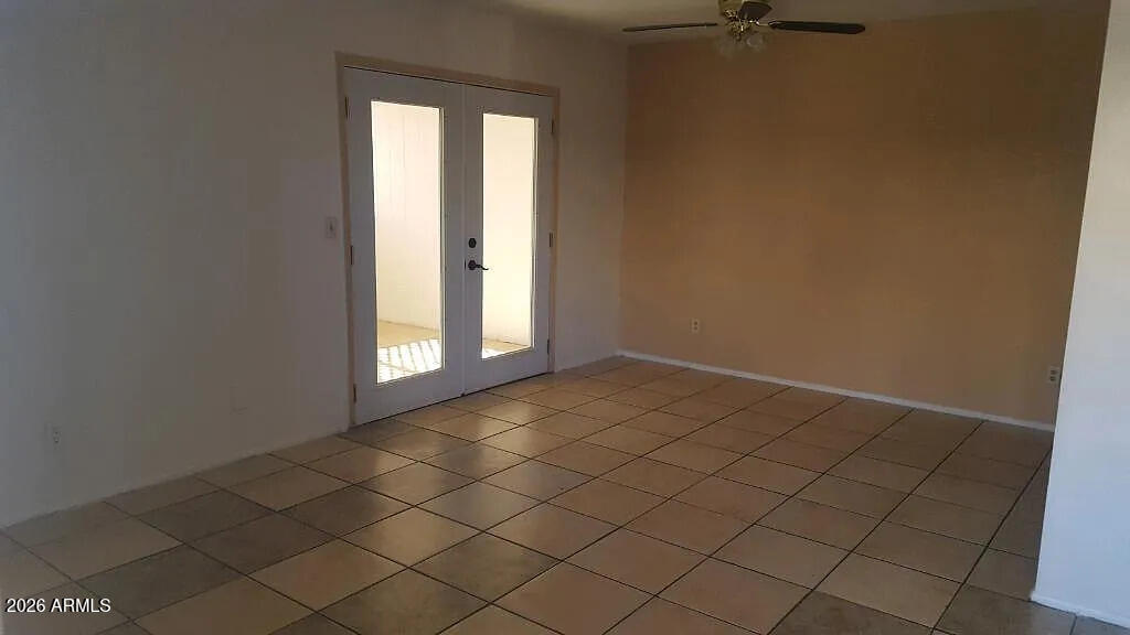 1837 N Spring, Unit 201 Mesa, AZ 85203 - Photo 1 of 6 living