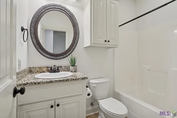 $549,000 | 9038 Villa Haven Drive, Greenwell Springs, LA 70739