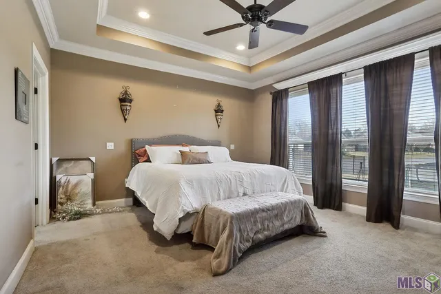 $565,000 | 9038 Villa Haven Drive, Greenwell Springs, LA 70739