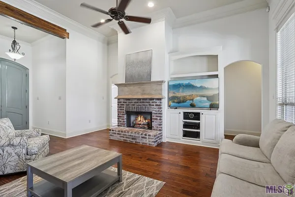 $549,000 | 9038 Villa Haven Drive, Greenwell Springs, LA 70739