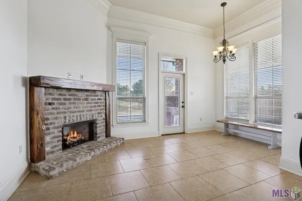 $549,000 | 9038 Villa Haven Drive, Greenwell Springs, LA 70739