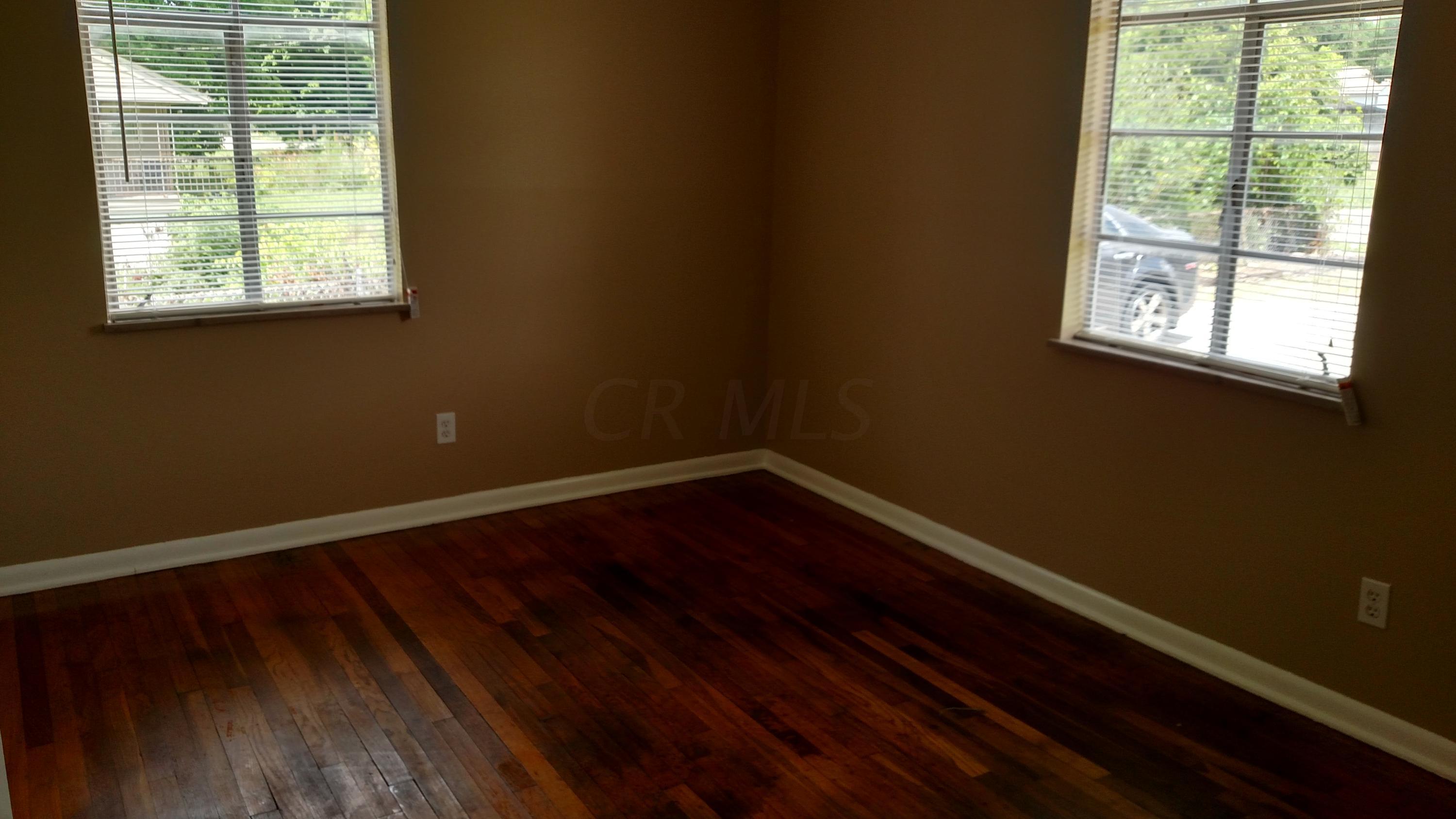 2645 Ferris Road Columbus, OH 43224 - Photo 8 of 13 Gallery Image 8