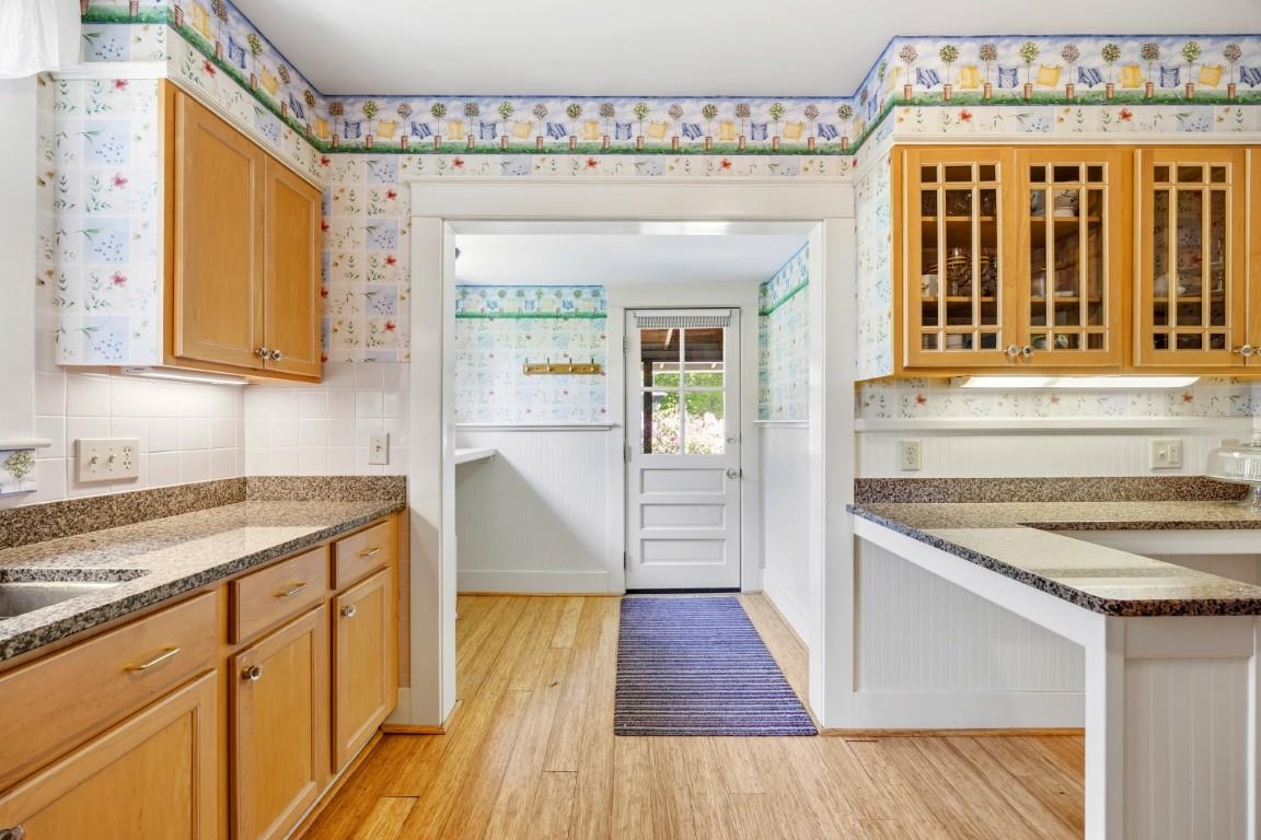 52 Whipple Road Kittery, ME 03904 - Photo 18 of 37