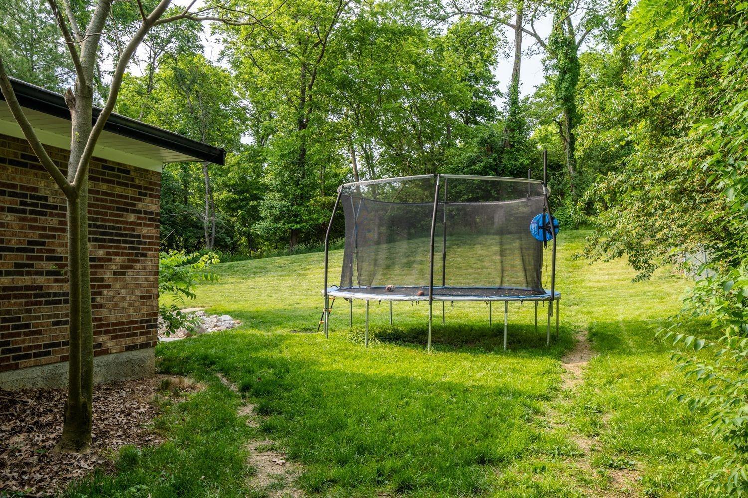 3890 Hubble Road Cincinnati, OH 45247 - Photo 46 of 50