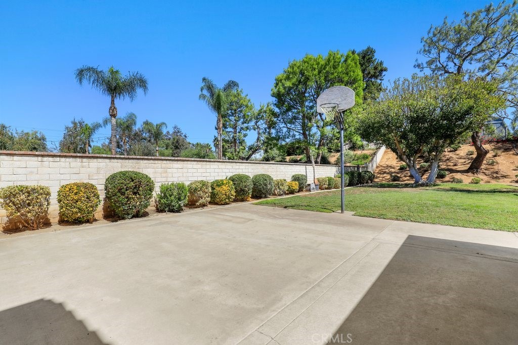 7910 Westgate Court Riverside, CA 92506 - Photo 45 of 61