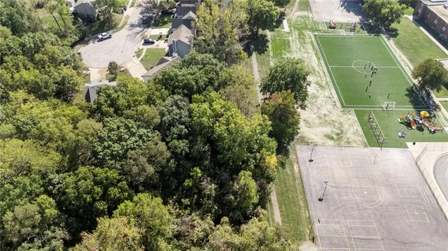 $270,000 | 5826 North Delta Avenue, Kansas City, MO 64151