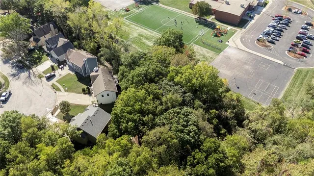 $270,000 | 5826 North Delta Avenue, Kansas City, MO 64151