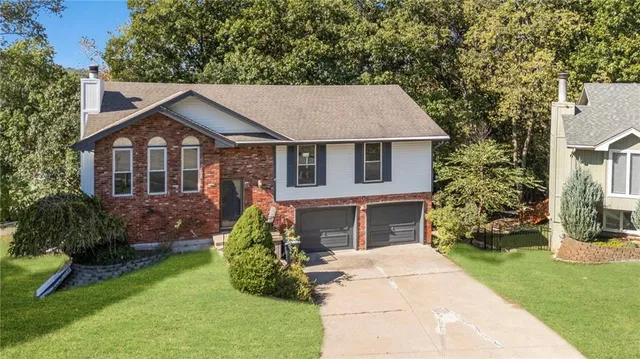 $270,000 | 5826 North Delta Avenue, Kansas City, MO 64151