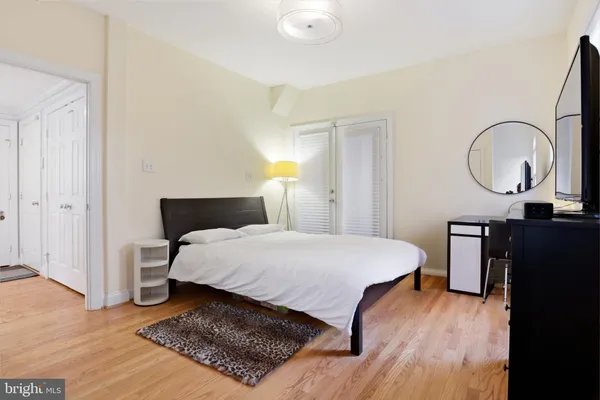 $7,200 | 1142 North Jackson Street, Arlington, VA 22201