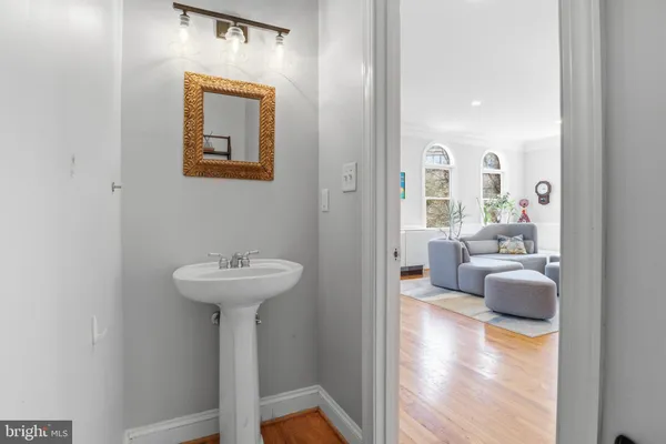 $7,200 | 1142 North Jackson Street, Arlington, VA 22201