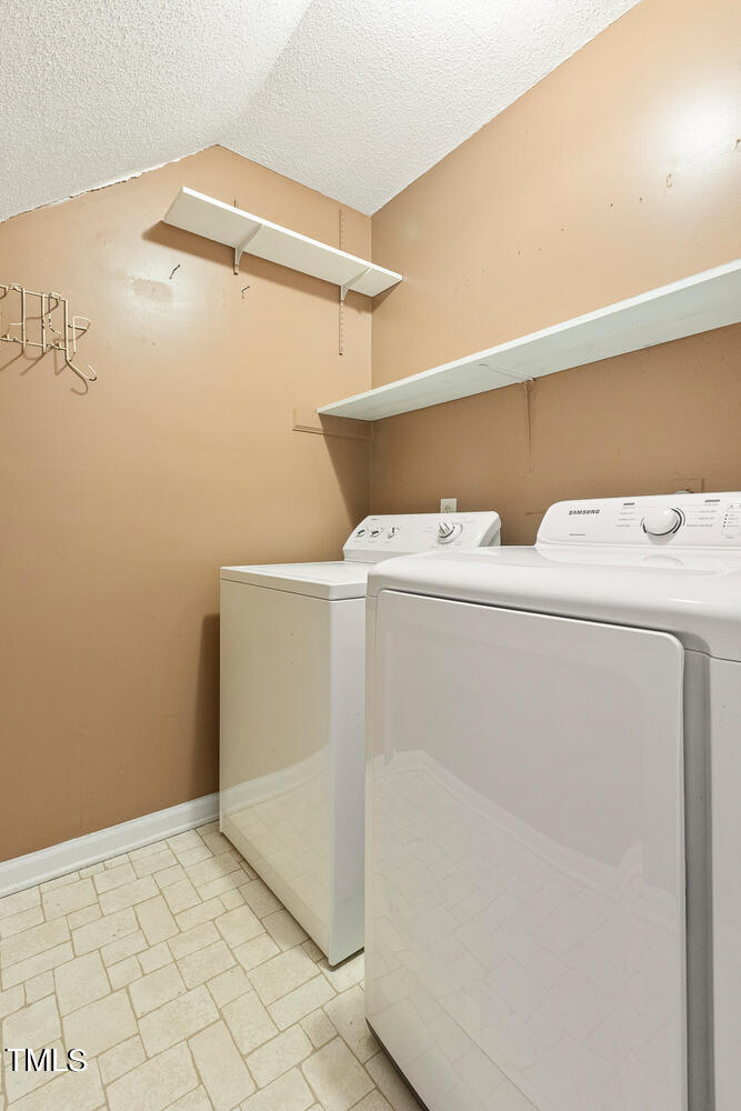 721 Benchmark Drive Raleigh, NC 27615 - Photo 21 of 37 721 Benchmark Dr Raleigh NC-large-030-04