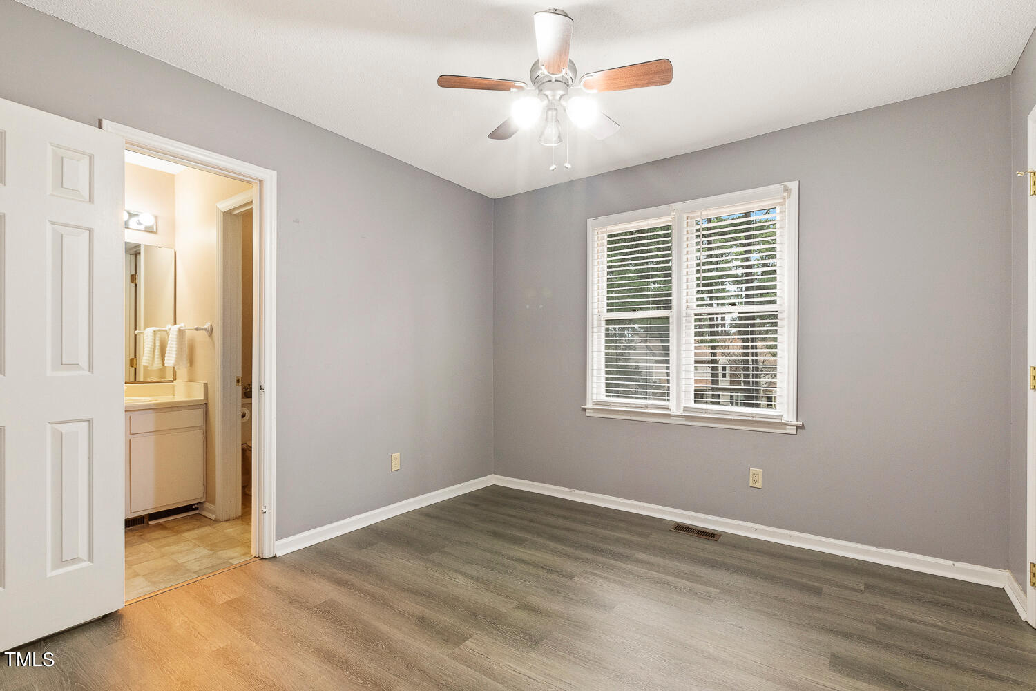 721 Benchmark Drive Raleigh, NC 27615 - Photo 29 of 37 721 Benchmark Dr Raleigh NC-large-038-01