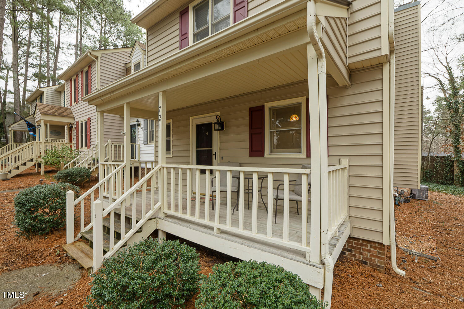 721 Benchmark Drive Raleigh, NC 27615 - Photo 4 of 37 721 Benchmark Dr Raleigh NC-large-013-01