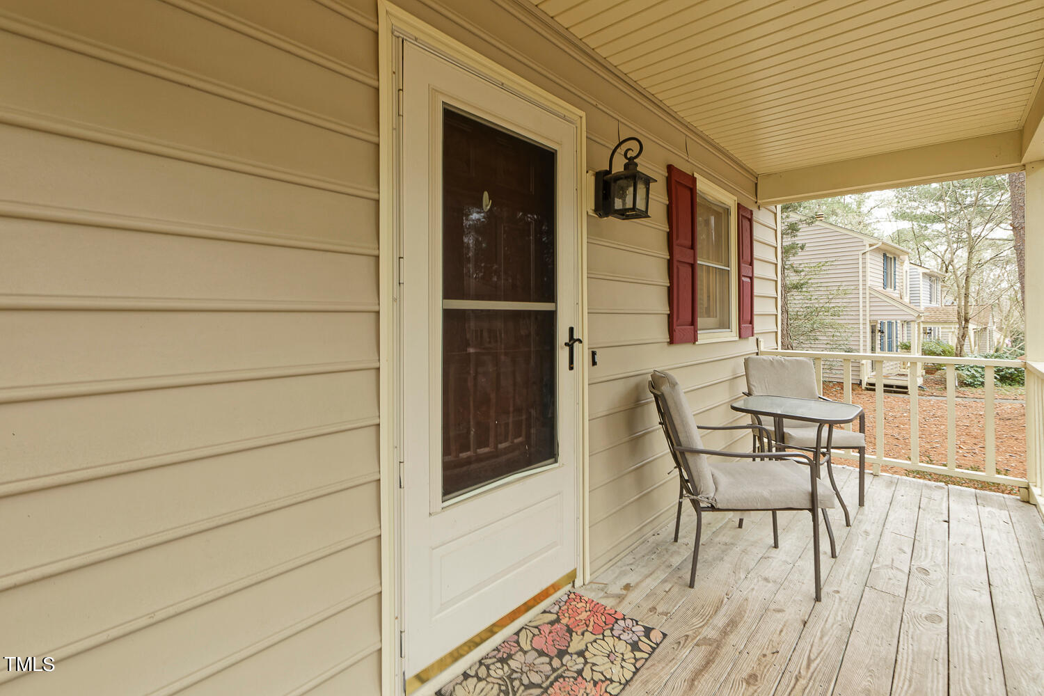 721 Benchmark Drive Raleigh, NC 27615 - Photo 5 of 37 721 Benchmark Dr Raleigh NC-large-014-01