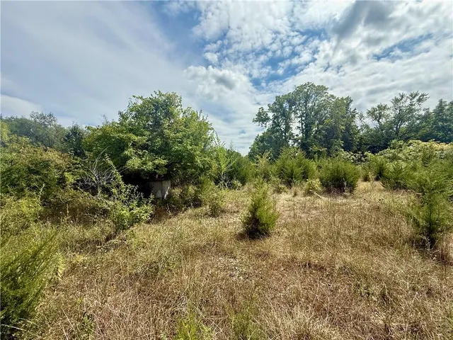 $2,000,000 | 5401 Bennington Avenue, Kansas City, MO 64129