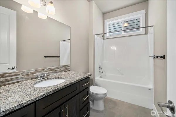 $935,000 | 13813 187th Ave Court East, Bonney Lake, WA 98391