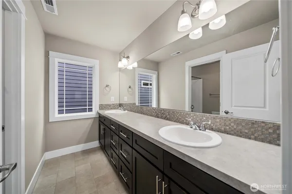 $935,000 | 13813 187th Ave Court East, Bonney Lake, WA 98391