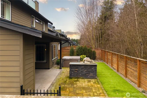 $935,000 | 13813 187th Ave Court East, Bonney Lake, WA 98391