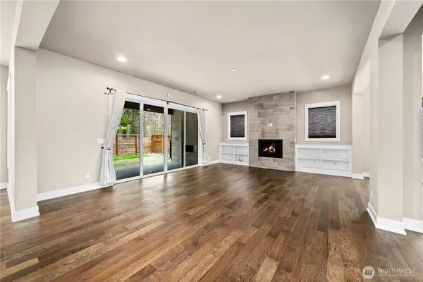 $935,000 | 13813 187th Ave Court East, Bonney Lake, WA 98391