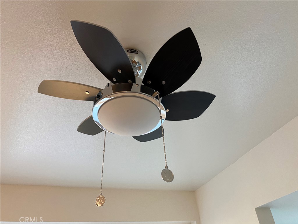 43 Fortuna East Irvine, CA 92620 - Photo 14 of 26