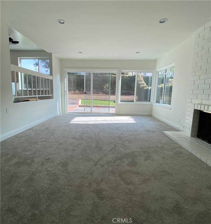 43 Fortuna East Irvine, CA 92620 - Photo 3 of 26